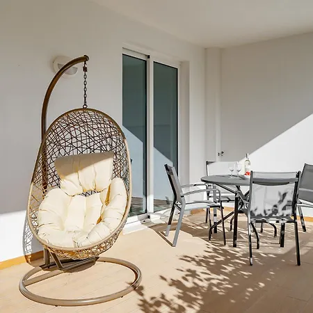Design 4 With Pool By Homing アパート